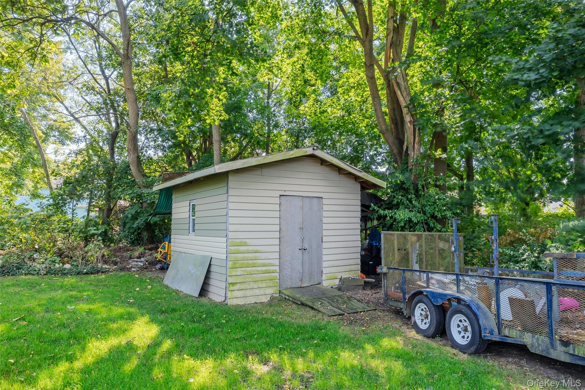 75 Oak Street, Amityville, NY 11701