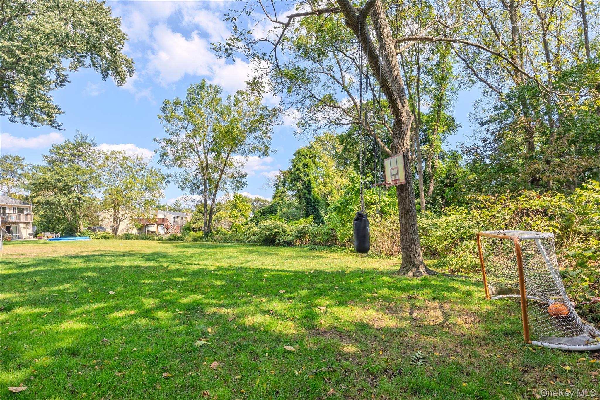 75 Oak Street, Amityville, NY 11701