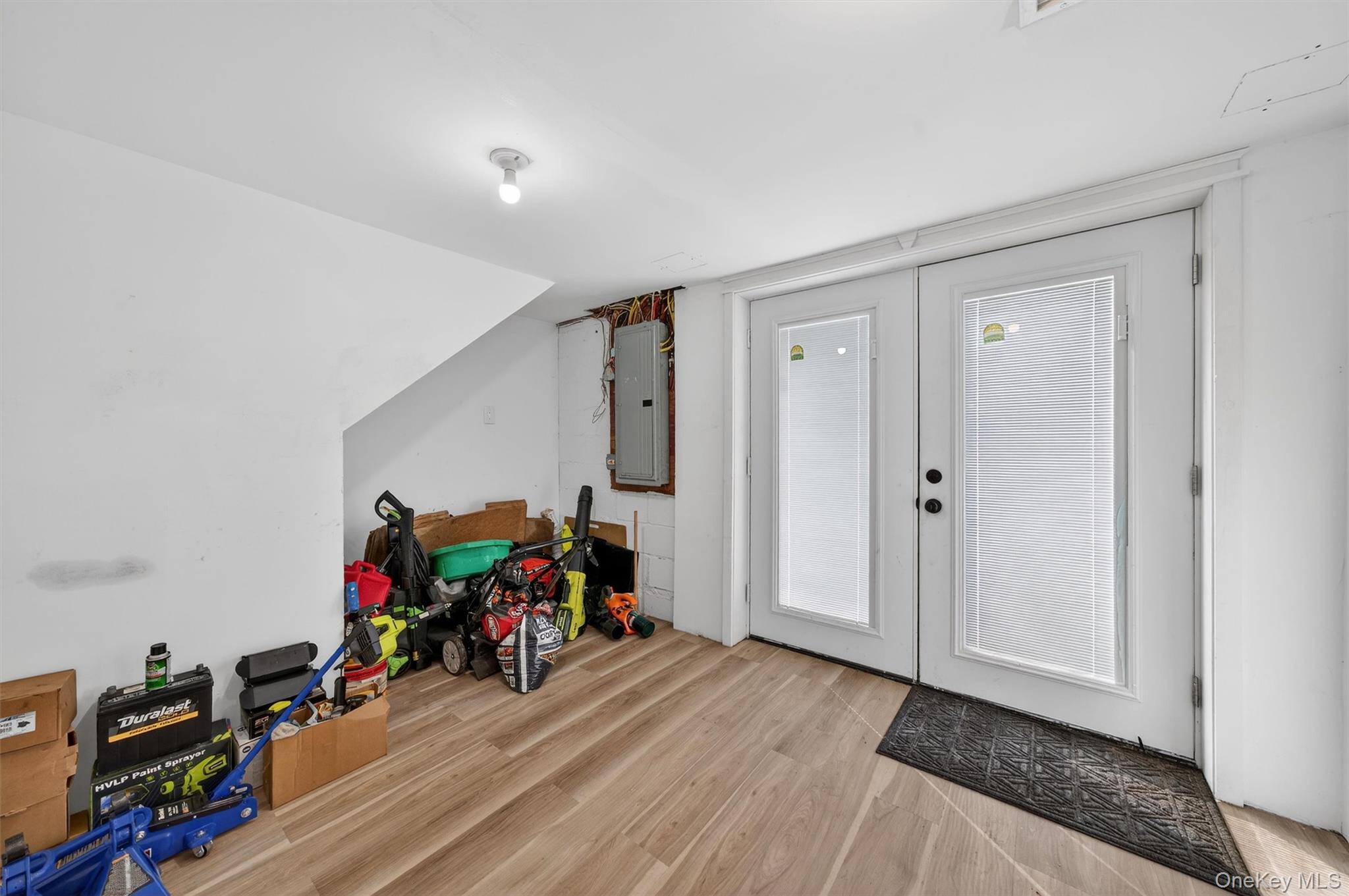 51 E Green Road, Rock Tavern, NY 12575