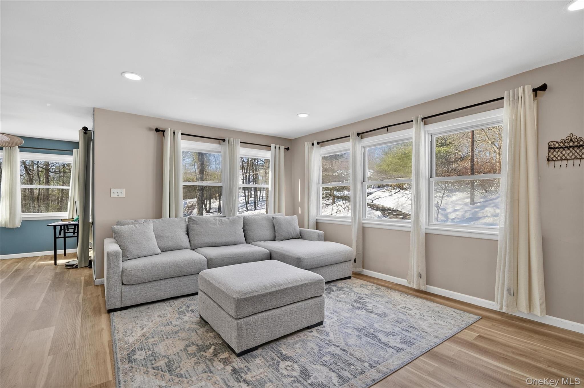 51 E Green Road, Rock Tavern, NY 12575