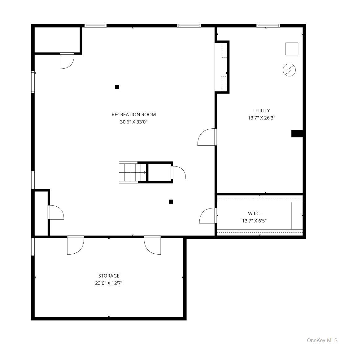 61 Hofstra Drive, Plainview, NY 11803