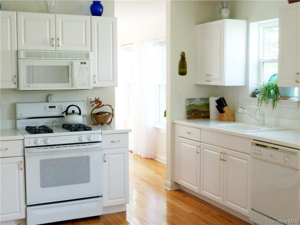 107 Winding Ridge Road # 107, White Plains, NY 10603