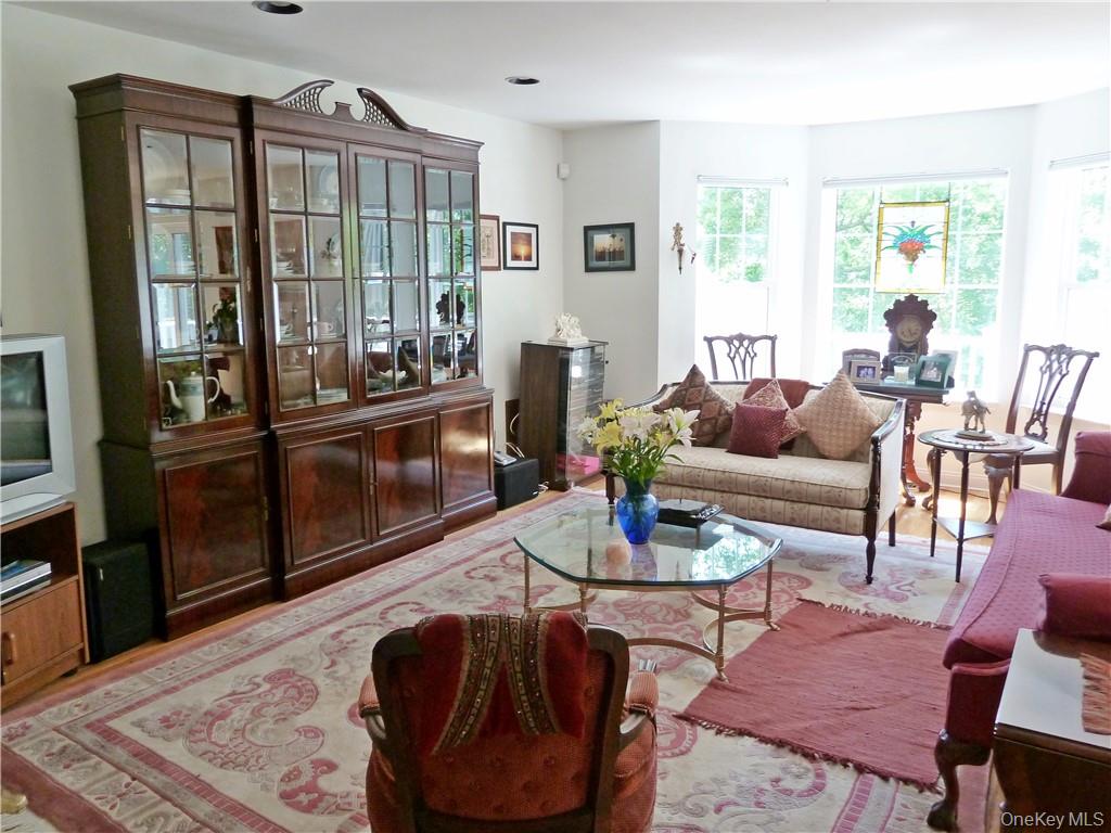 107 Winding Ridge Road # 107, White Plains, NY 10603