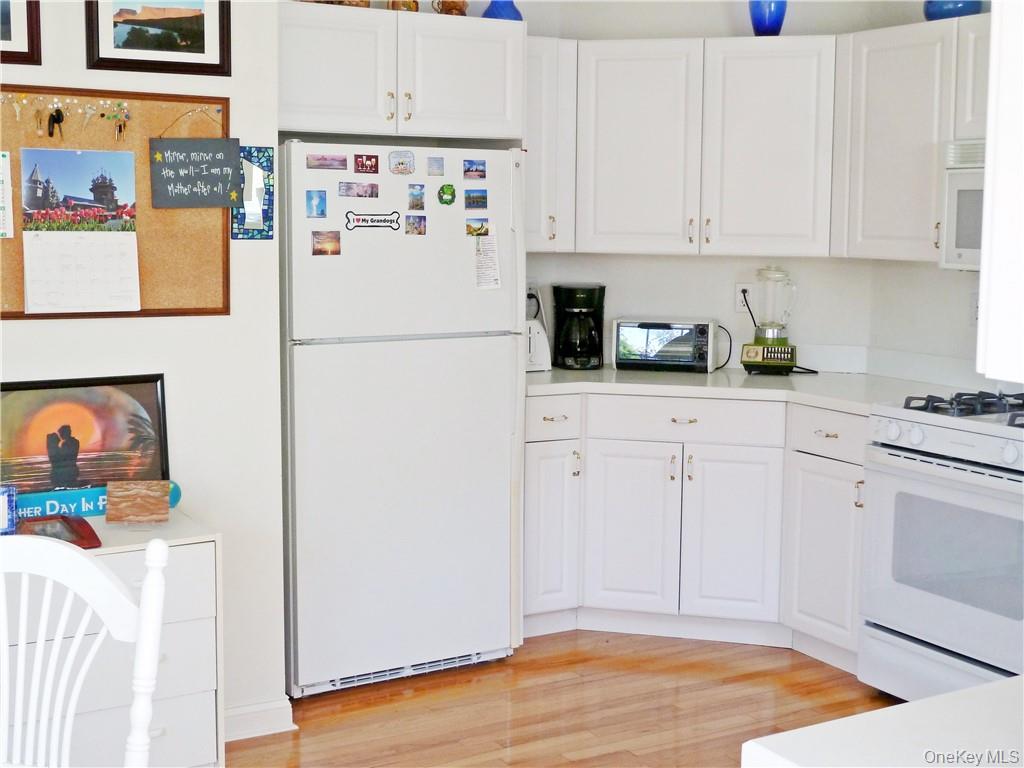 107 Winding Ridge Road # 107, White Plains, NY 10603