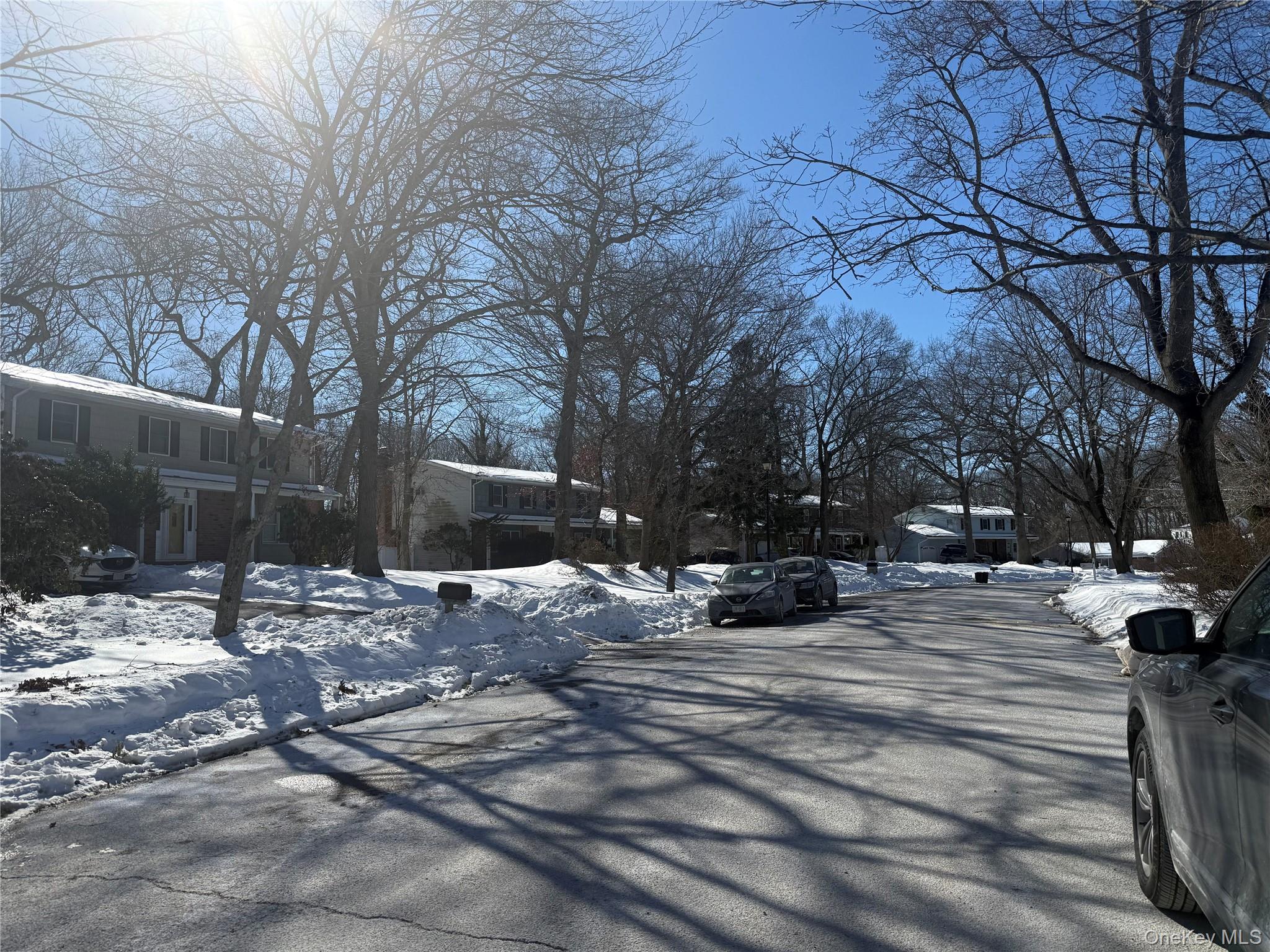 5 Julia Circle, East Setauket, NY 11733