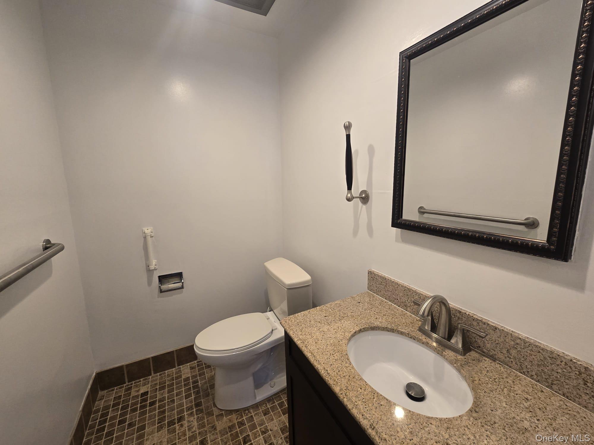 10 Chestnut Drive, Pomona, NY 10970