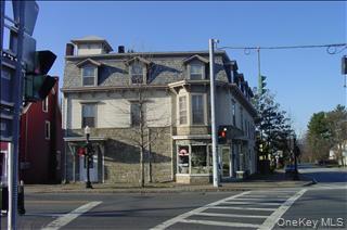 4 W Market Street # 2, Hyde Park, NY 12538