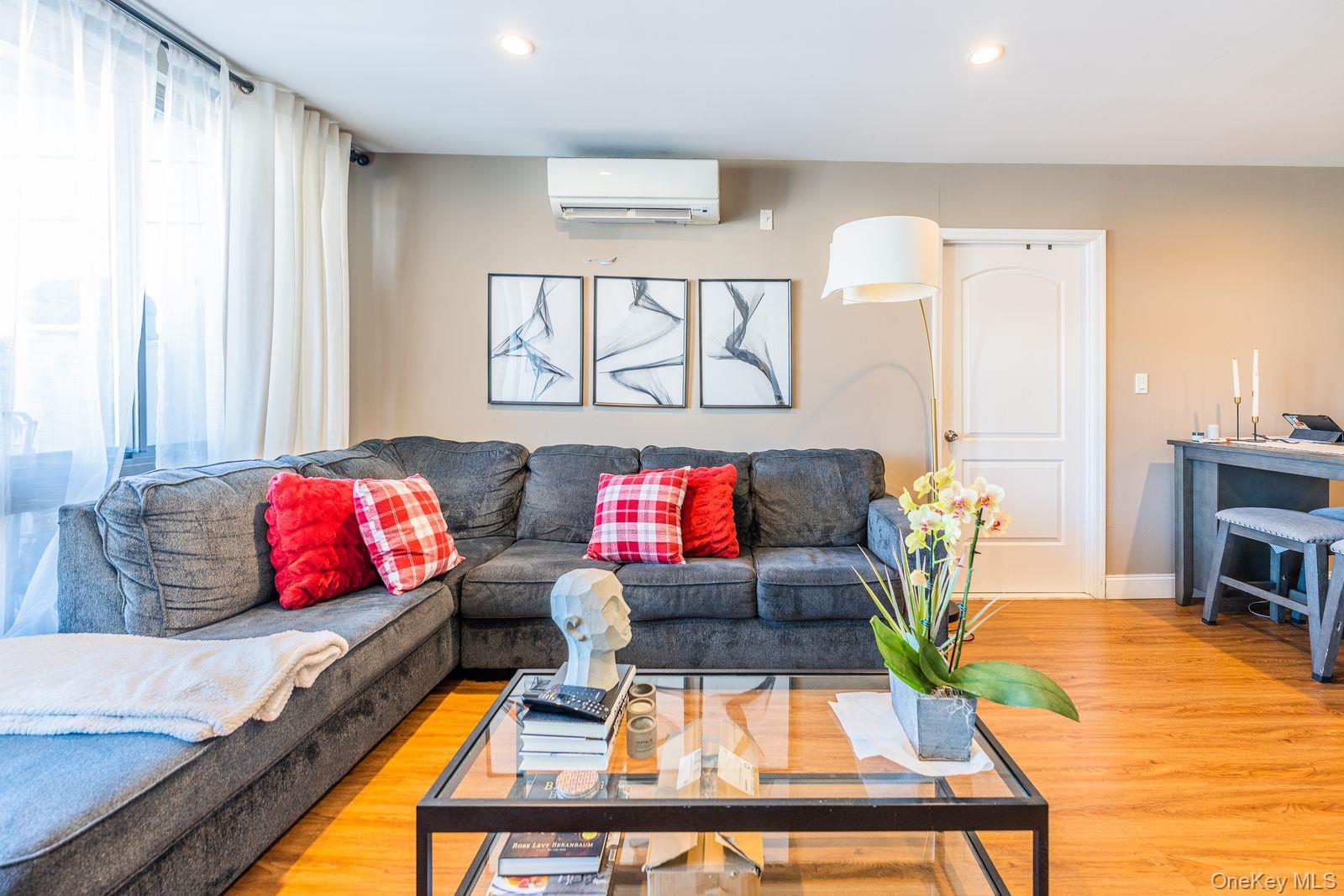 4516 83RD Street # 5K, Elmhurst, NY 11377