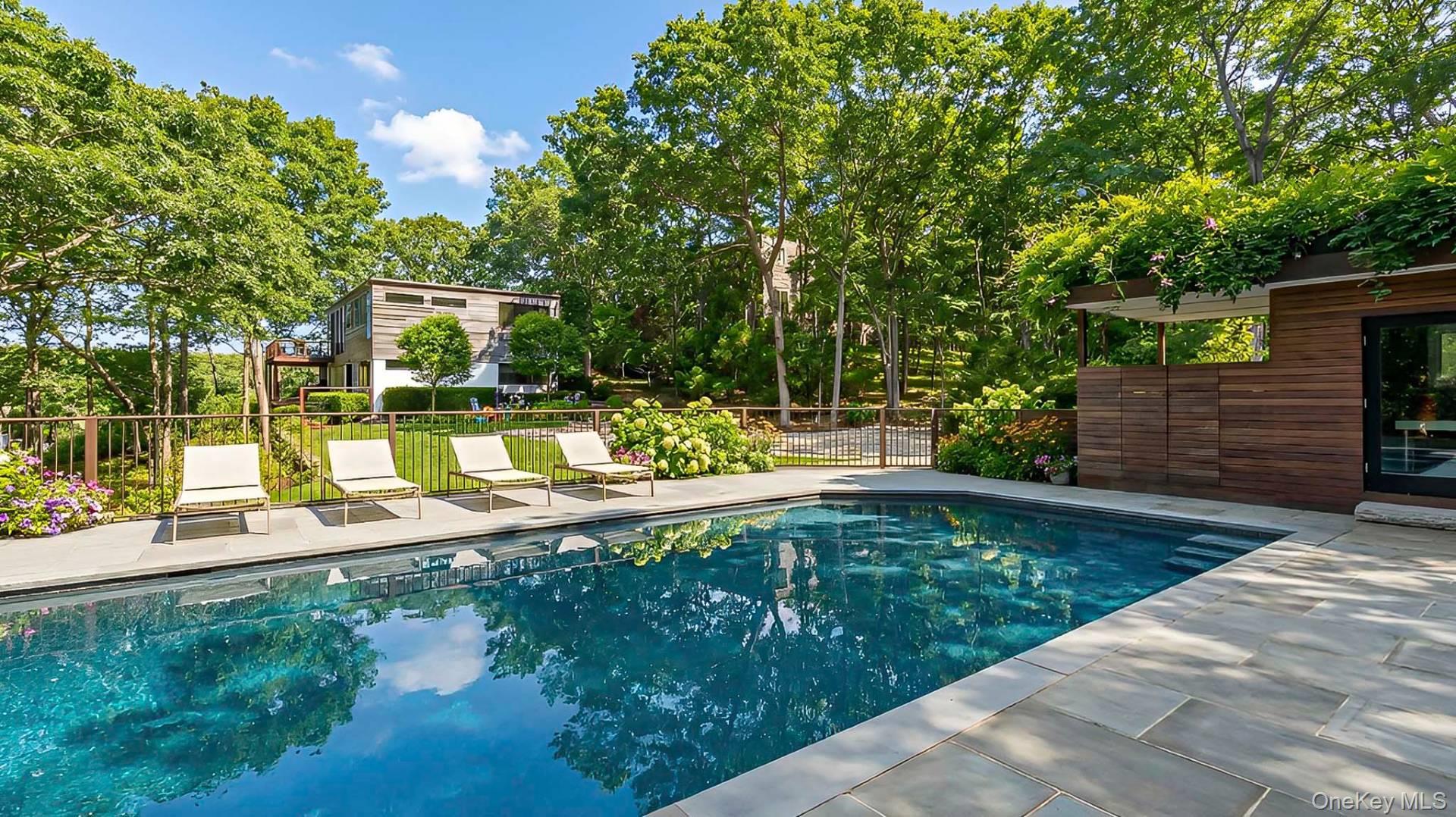 111 Isle Of Wight Road, East Hampton, NY 11937