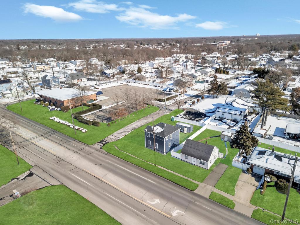 1333 5th Avenue, Bay Shore, NY 11706