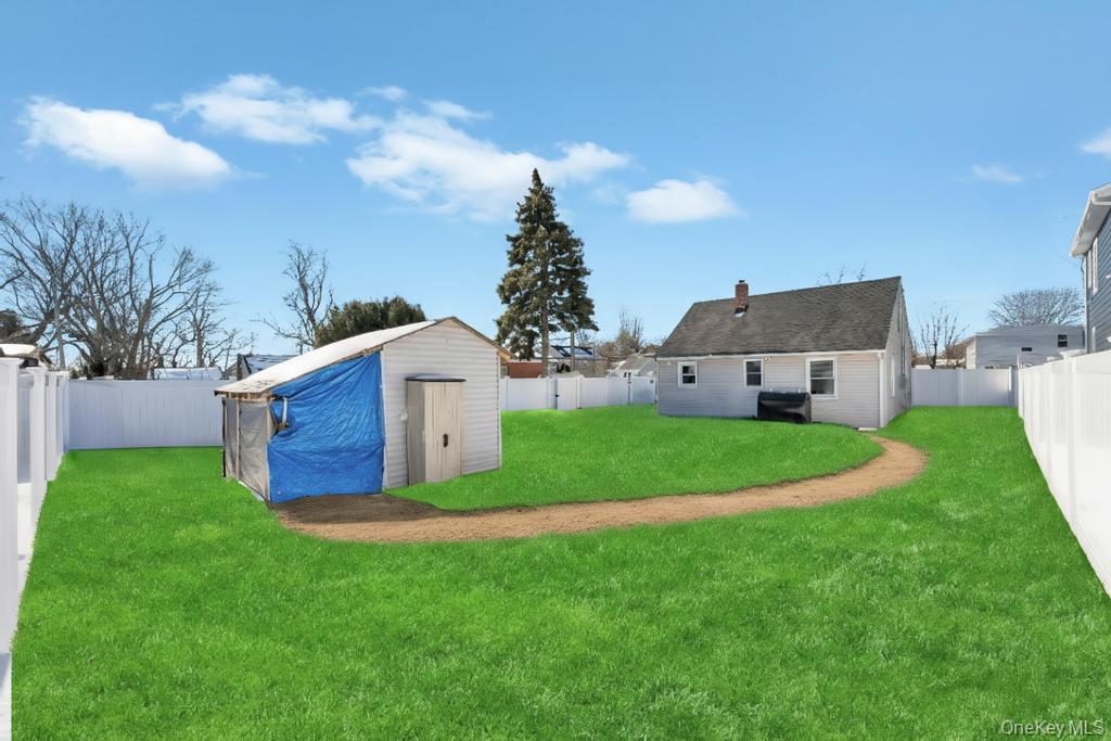 1333 5th Avenue, Bay Shore, NY 11706