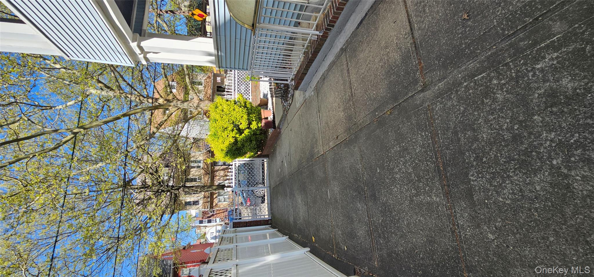 627 E 32nd Street, Brooklyn, NY 11210