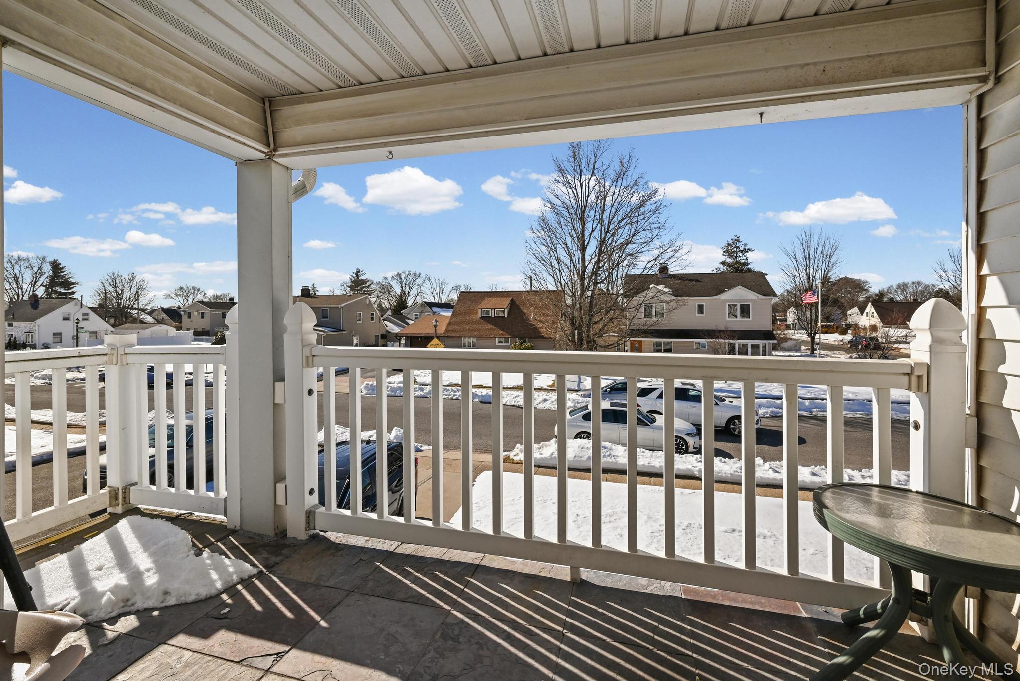 190 Meridian Road, Levittown, NY 11756