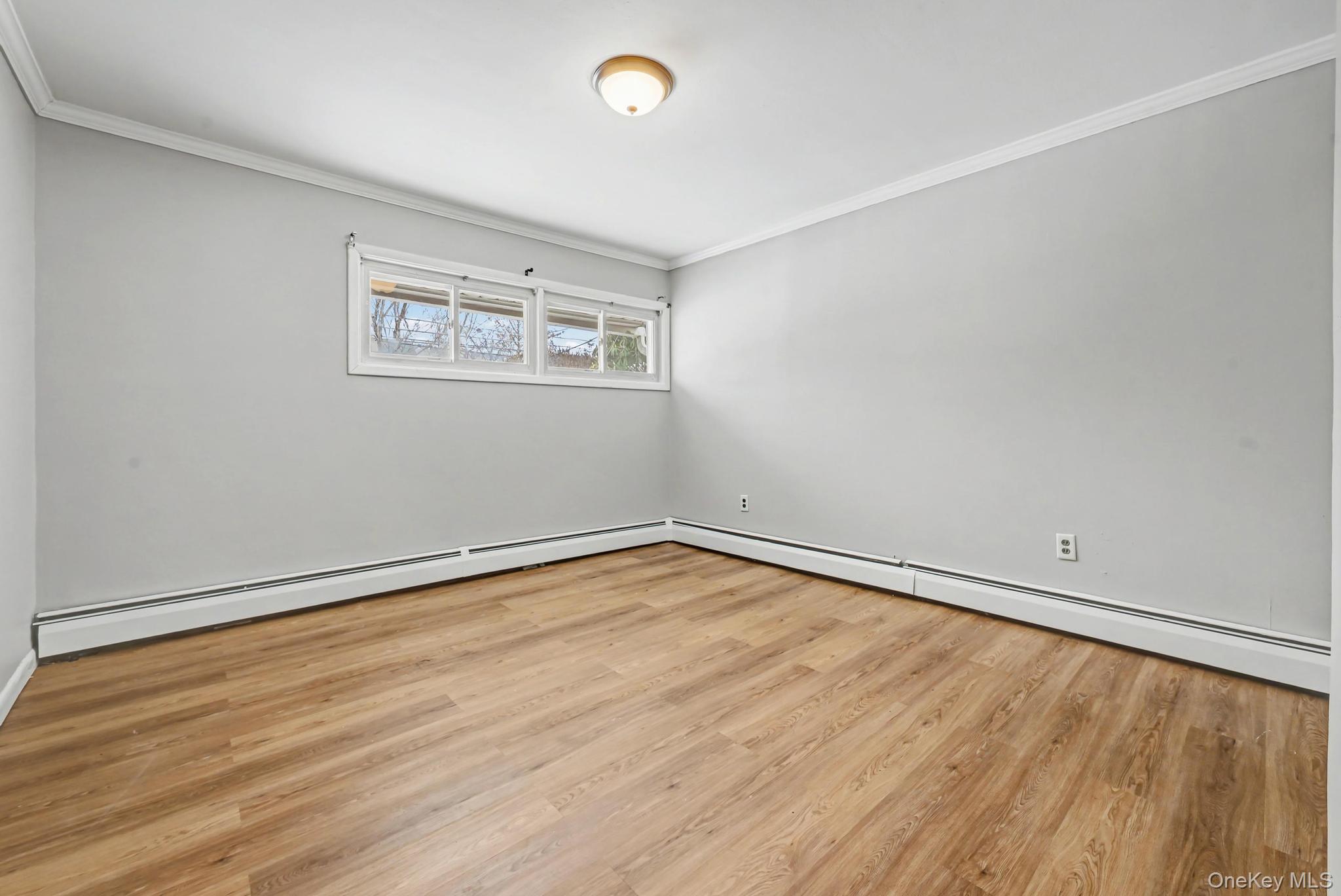 23 Tip top Lane, Hicksville, NY 11801