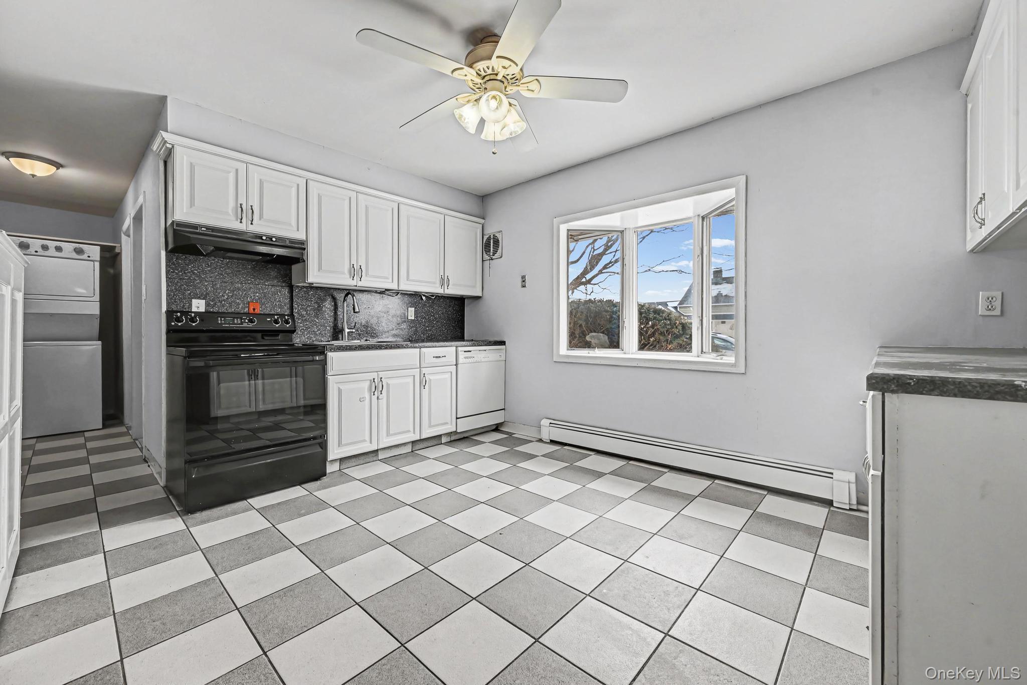 23 Tip top Lane, Hicksville, NY 11801