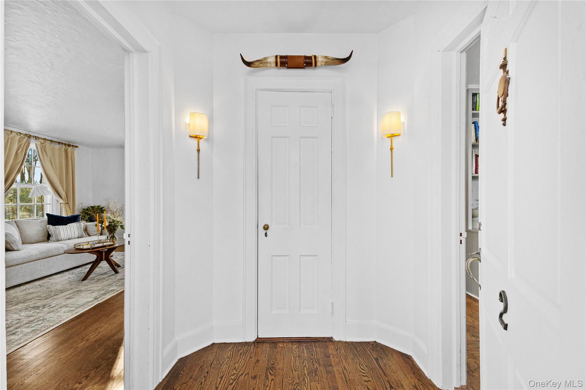 2 Apple Tree Close, Chappaqua, NY 10514