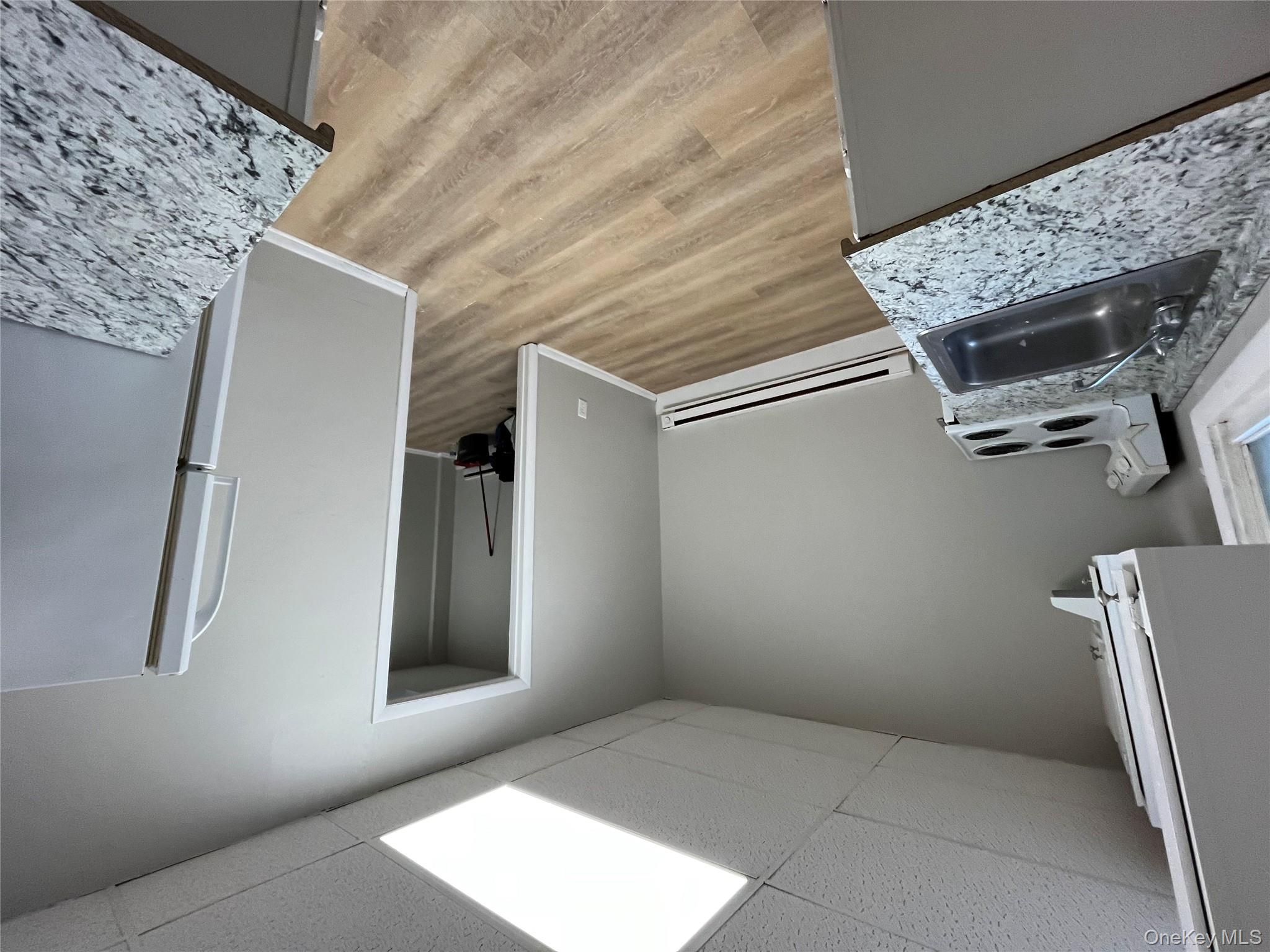 201 Main Street # 5, Maybrook, NY 12543