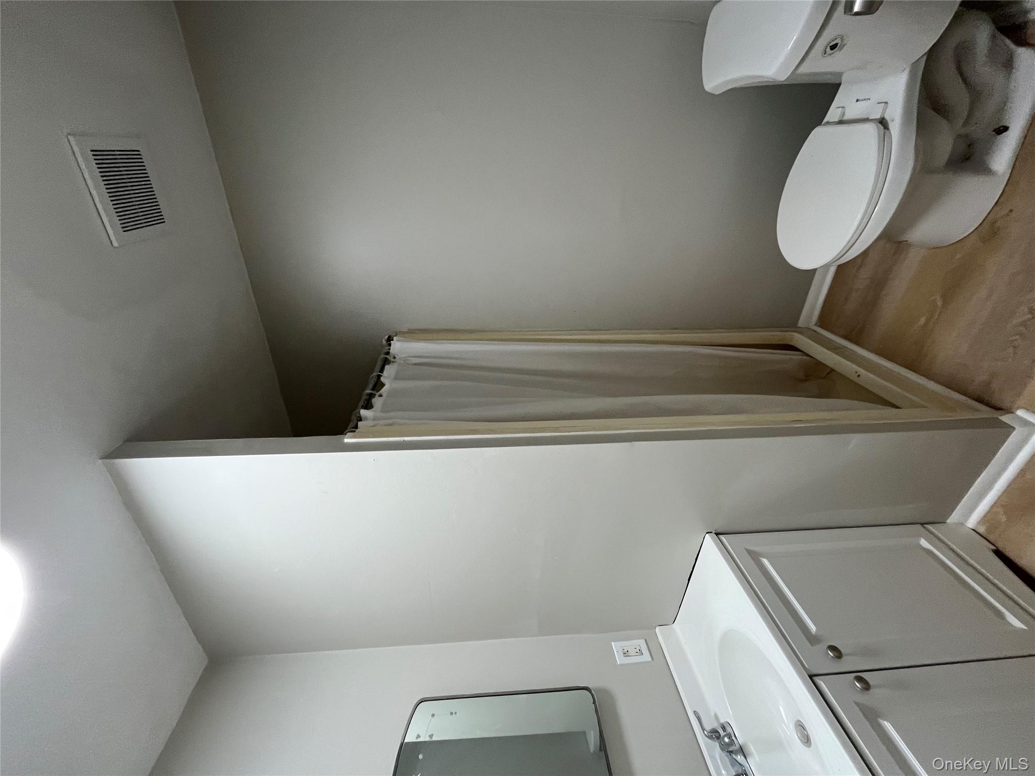 201 Main Street # 5, Maybrook, NY 12543