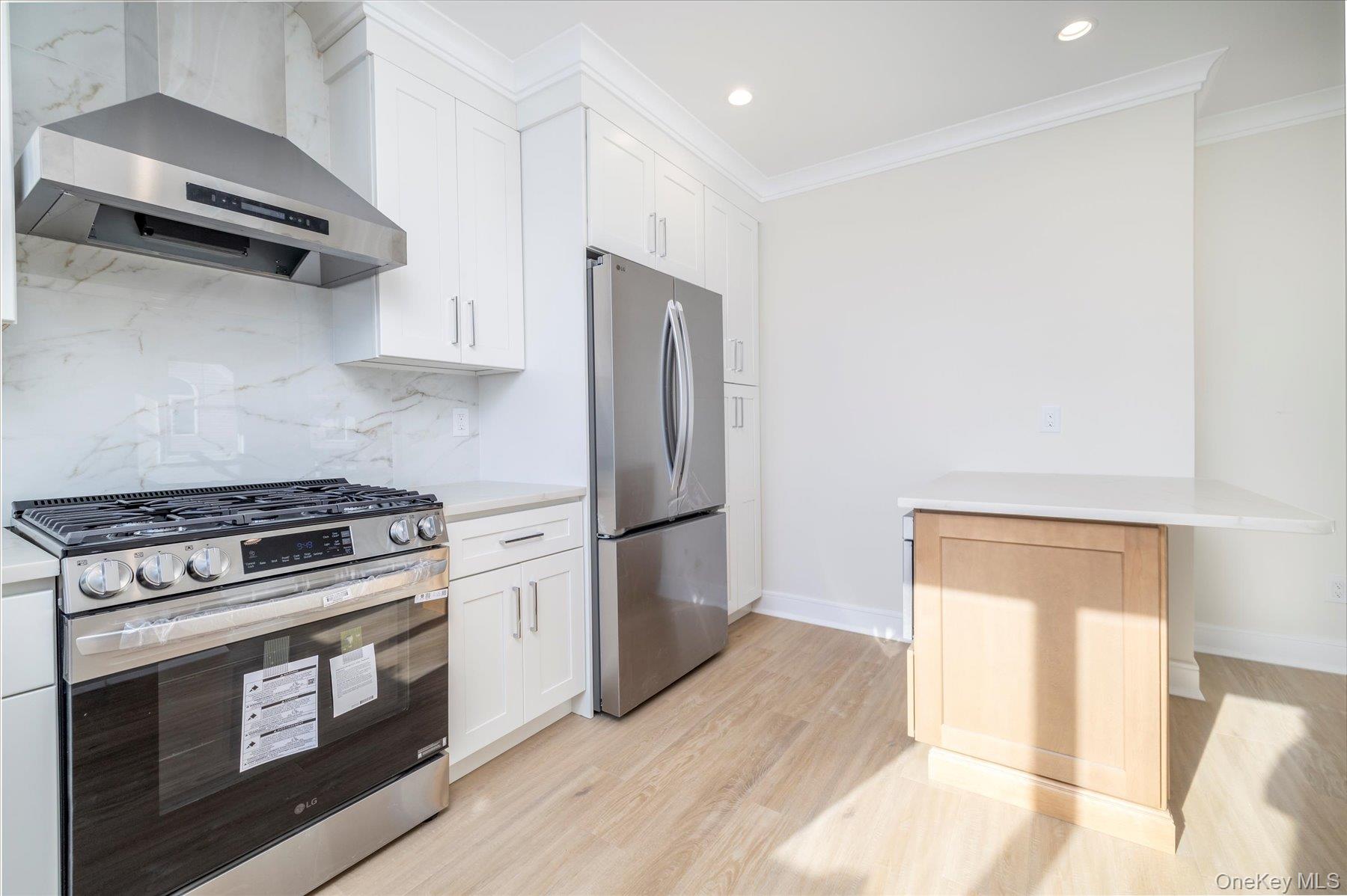 8 1st Street, Lynbrook, NY 11563