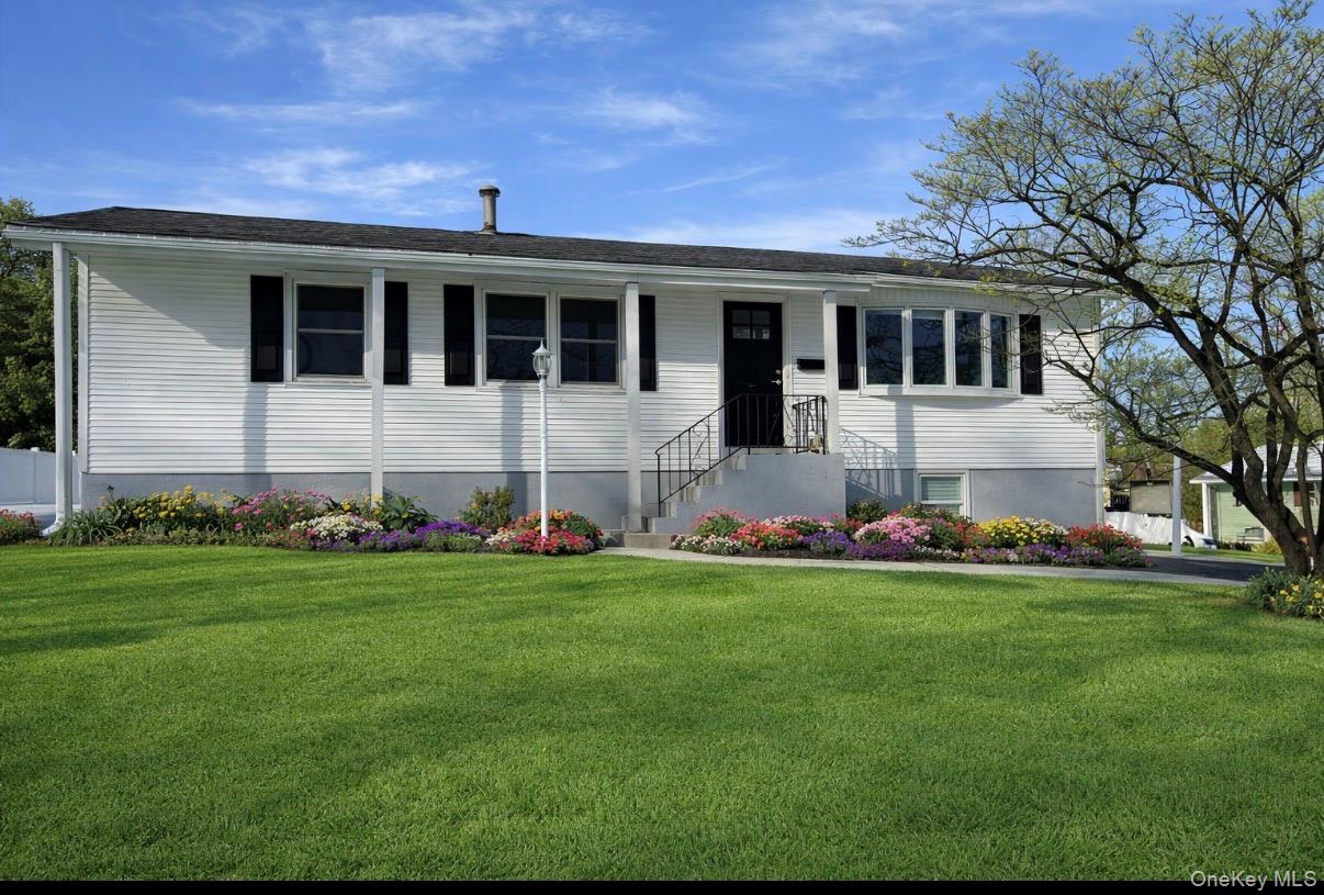 6 Andre Avenue, Tappan, NY 10983