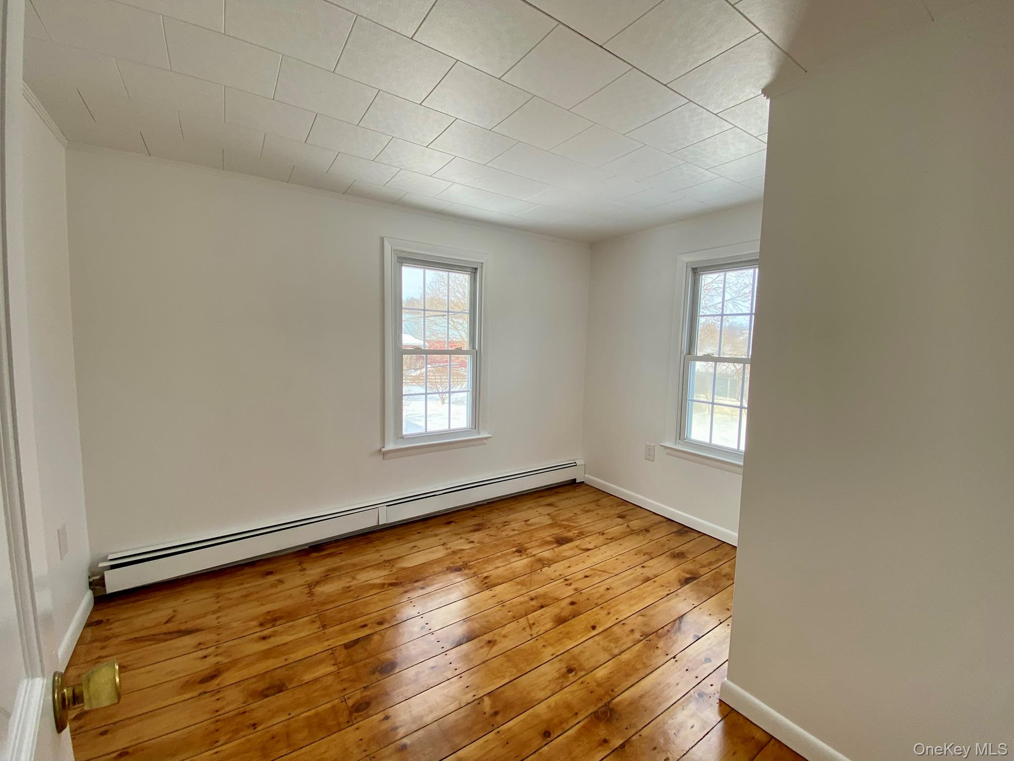 42 Amity Road, Warwick, NY 10990