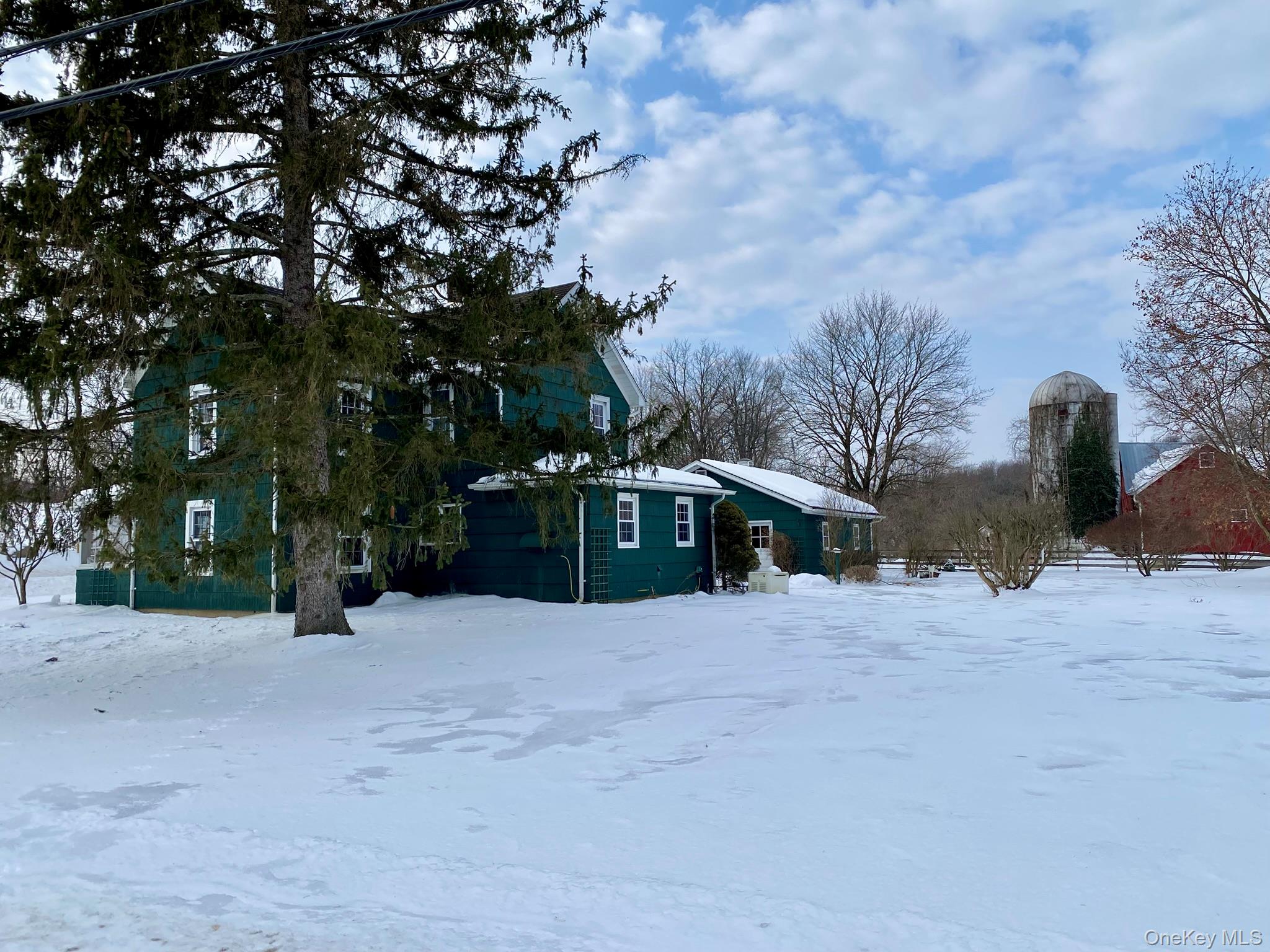 42 Amity Road, Warwick, NY 10990