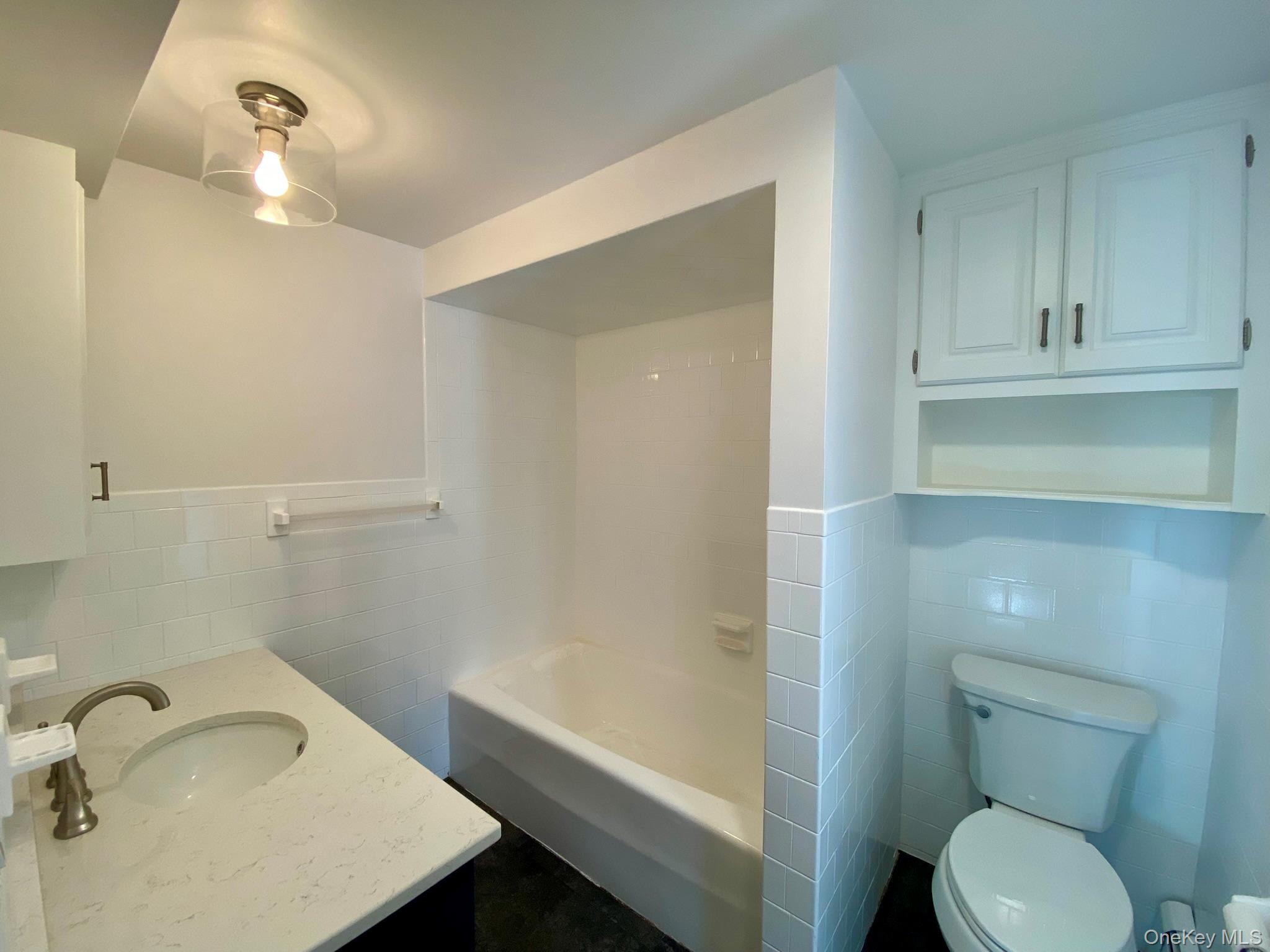 42 Amity Road, Warwick, NY 10990