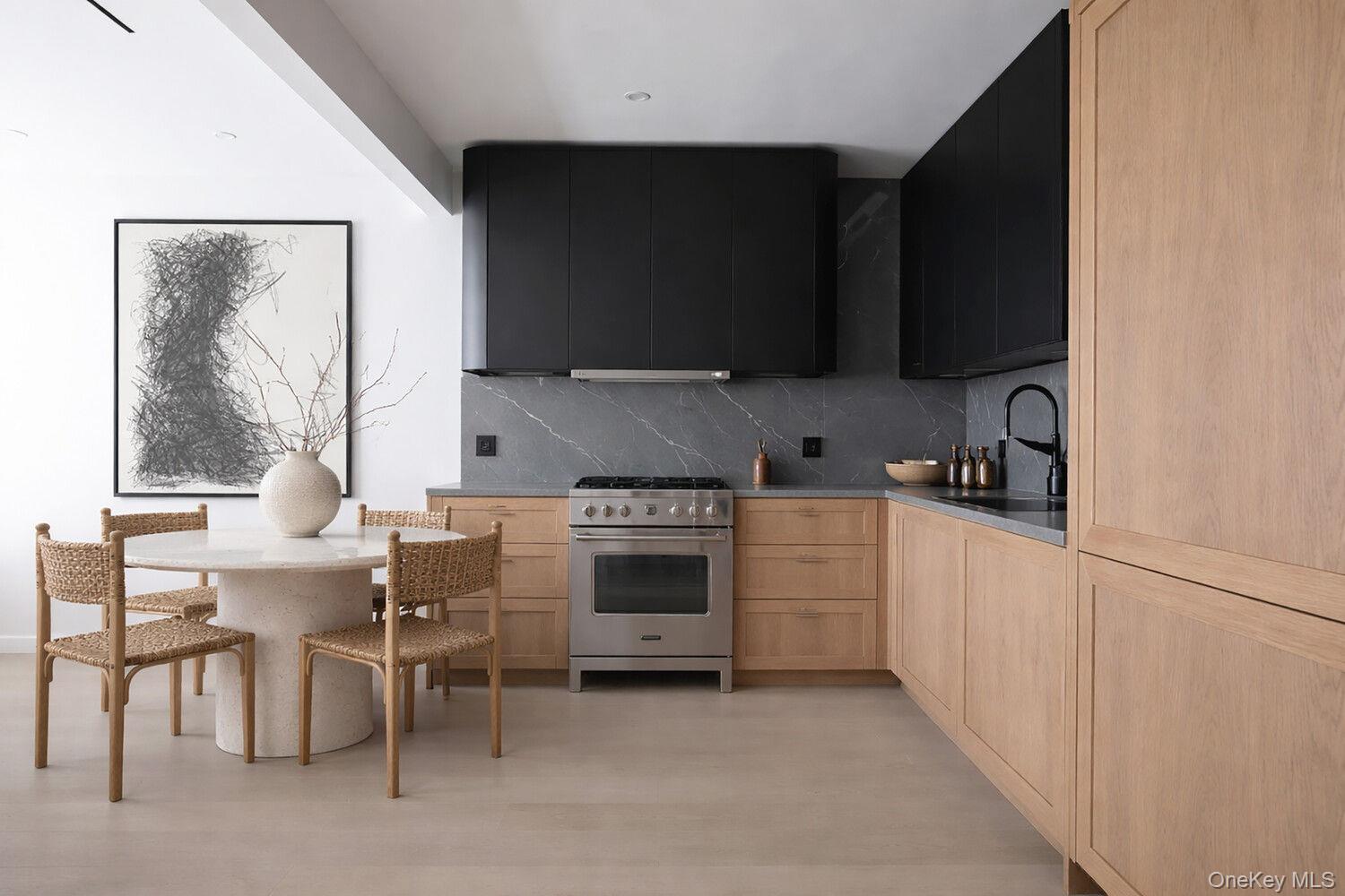 19 N HENRY Street # 4, Brooklyn, NY 11222