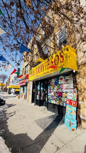 99-03 northern blvd, Corona, NY 11368