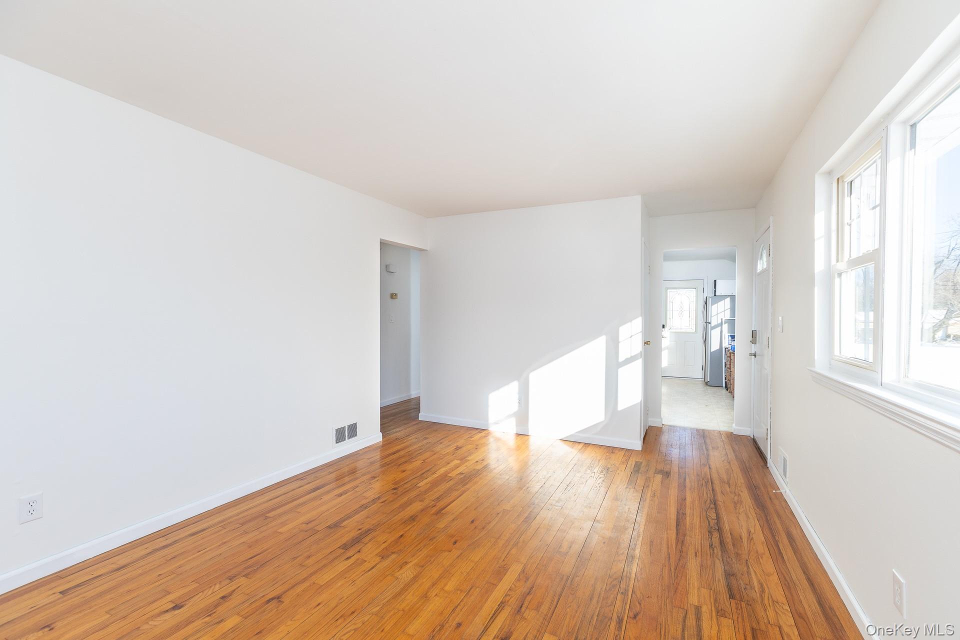 3 Exeter Road, East Patchogue, NY 11772