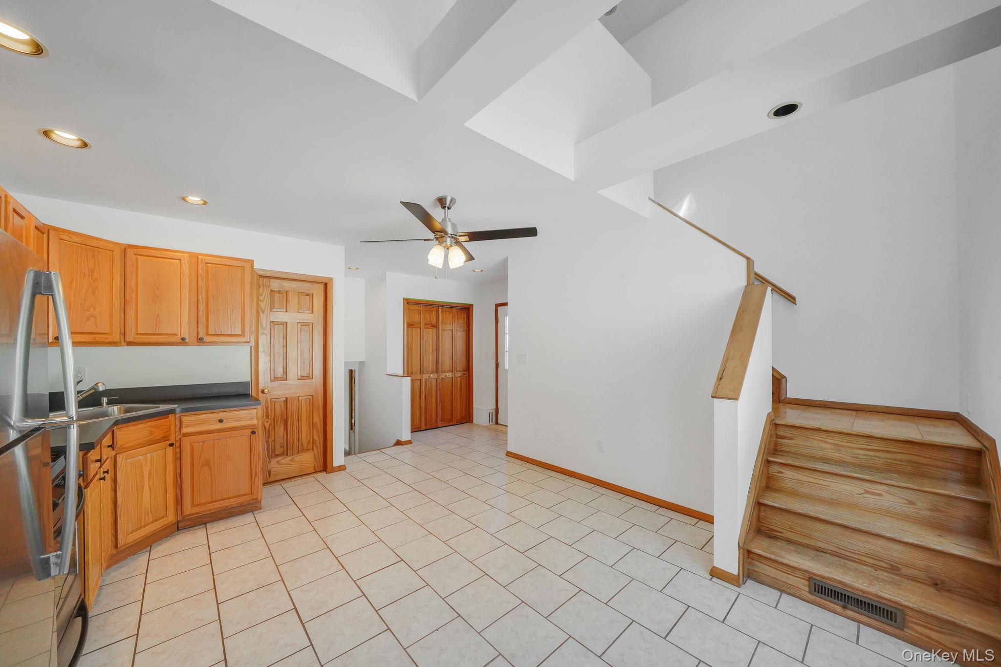 77 Washington Avenue, Islip Terrace, NY 11752