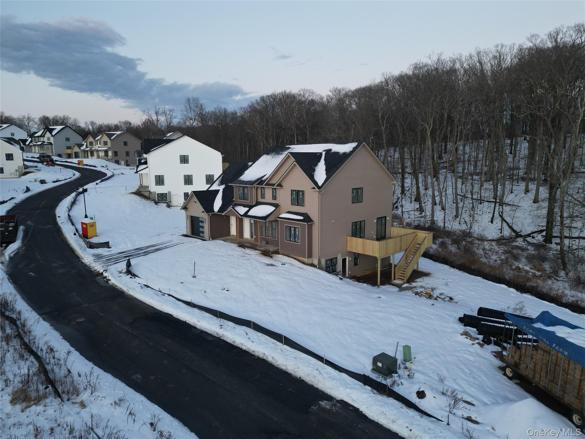 40 Southfield Falls, Monroe, NY 10950