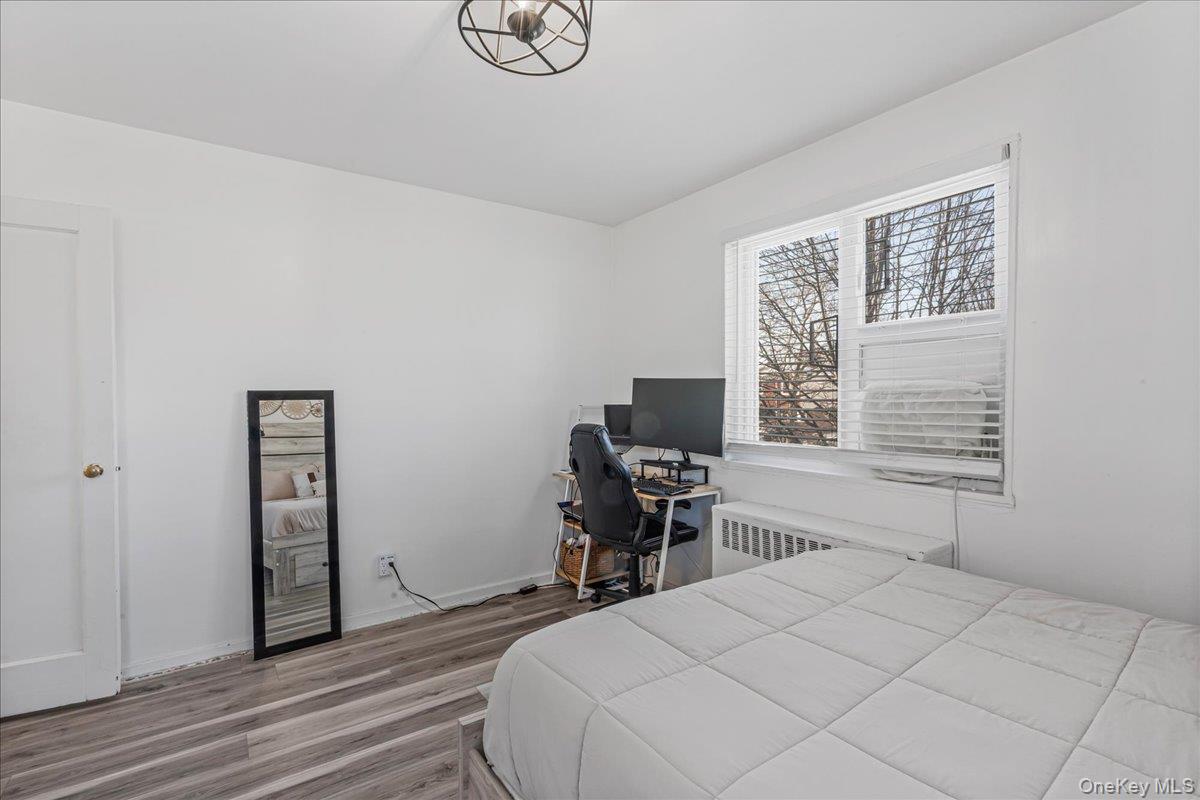 67-49 Bell Boulevard # 2, Bayside, NY 11364