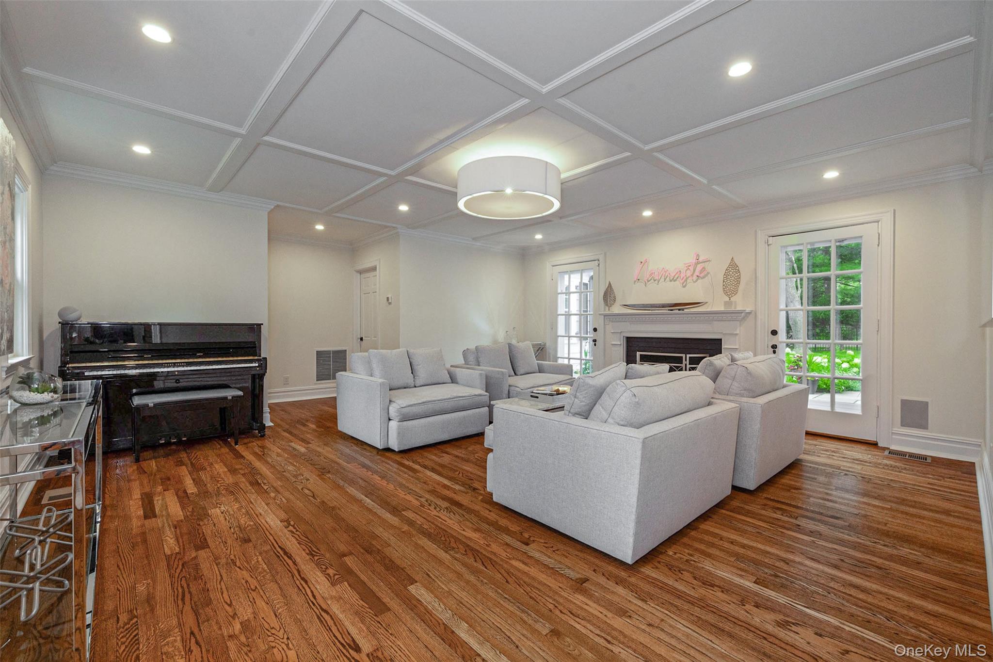 18 Lakeside Drive, Rye, NY 10580