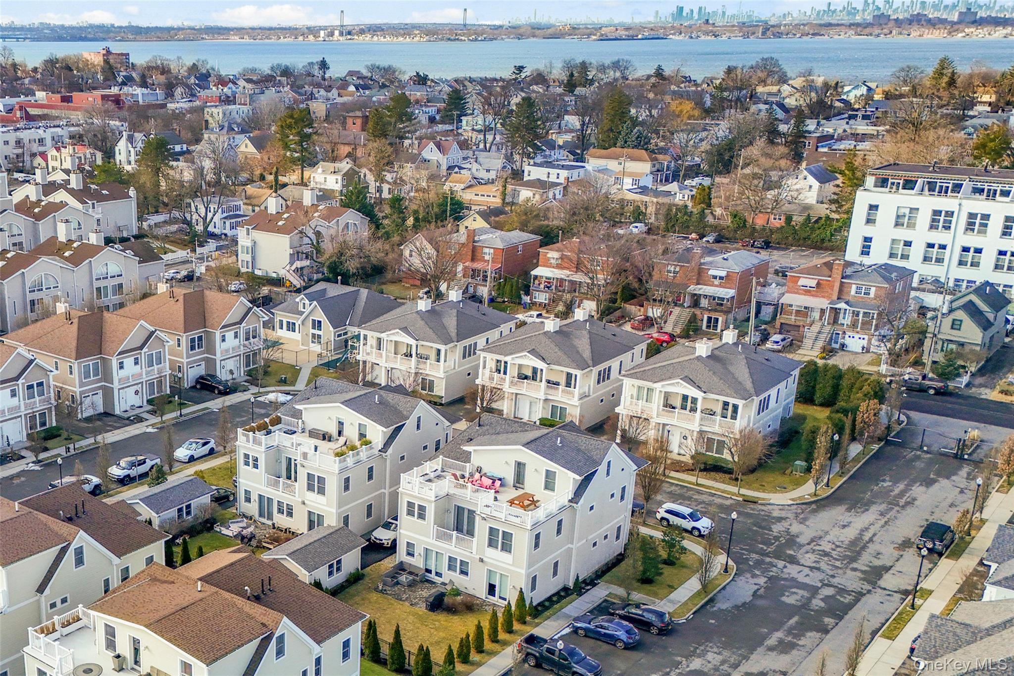 72 Island Point # 72, Bronx, NY 10464