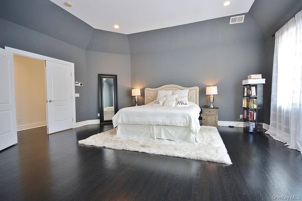 47 Kayla Lane, Mahopac, NY 10541