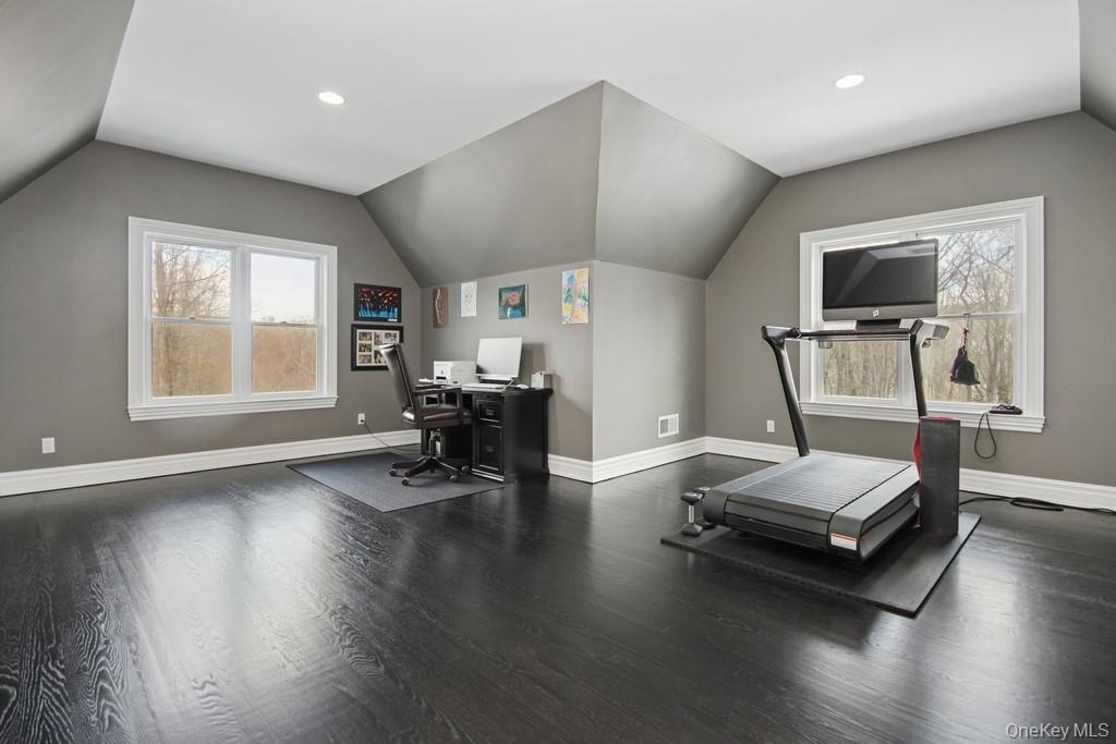 47 Kayla Lane, Mahopac, NY 10541