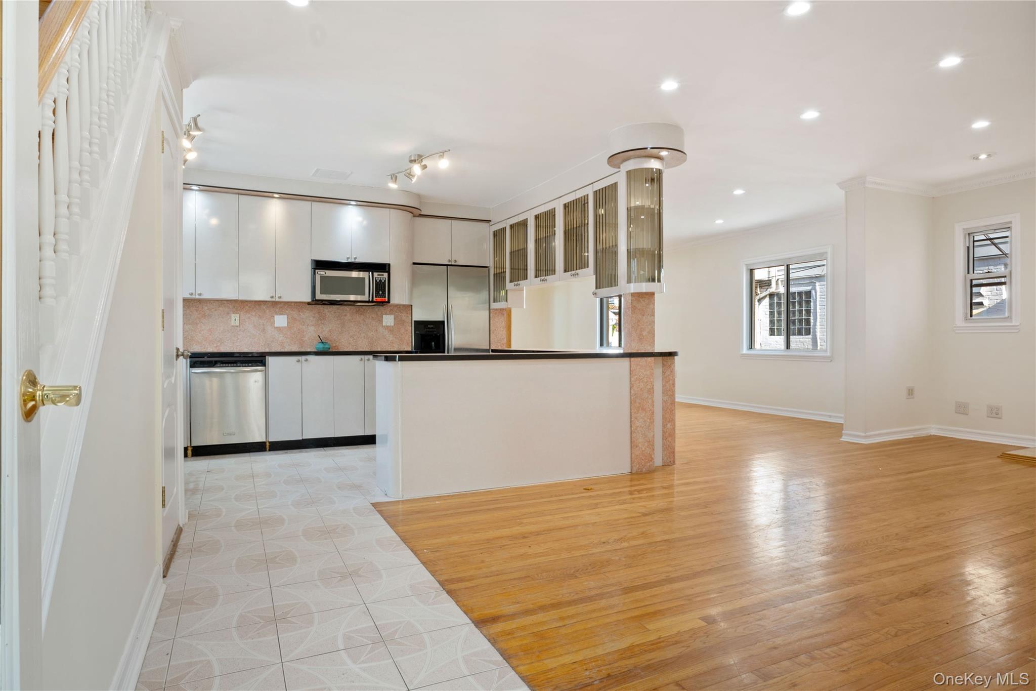 73-33 188th Street, Fresh Meadows, NY 11366