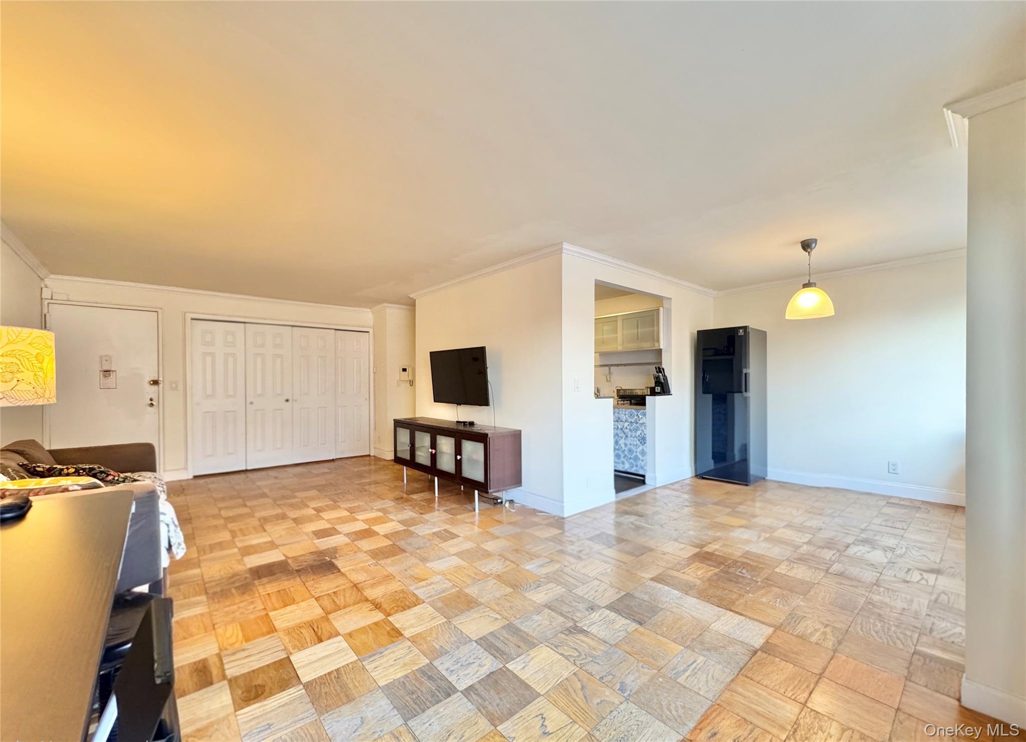 86-15 Broadway # 3H, Elmhurst, NY 11373