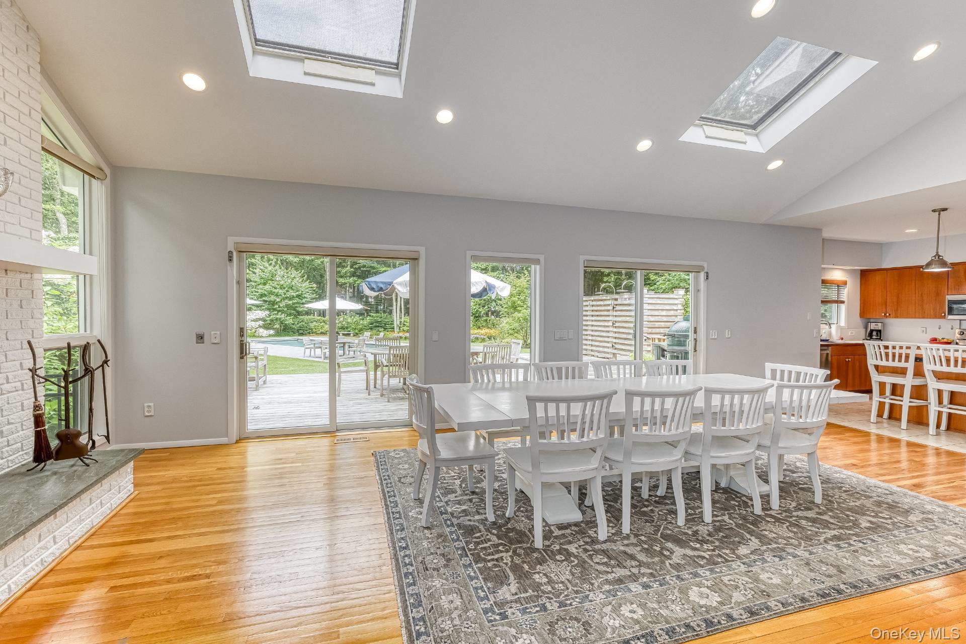 17 Crescent Way, Shelter Island, NY 11964