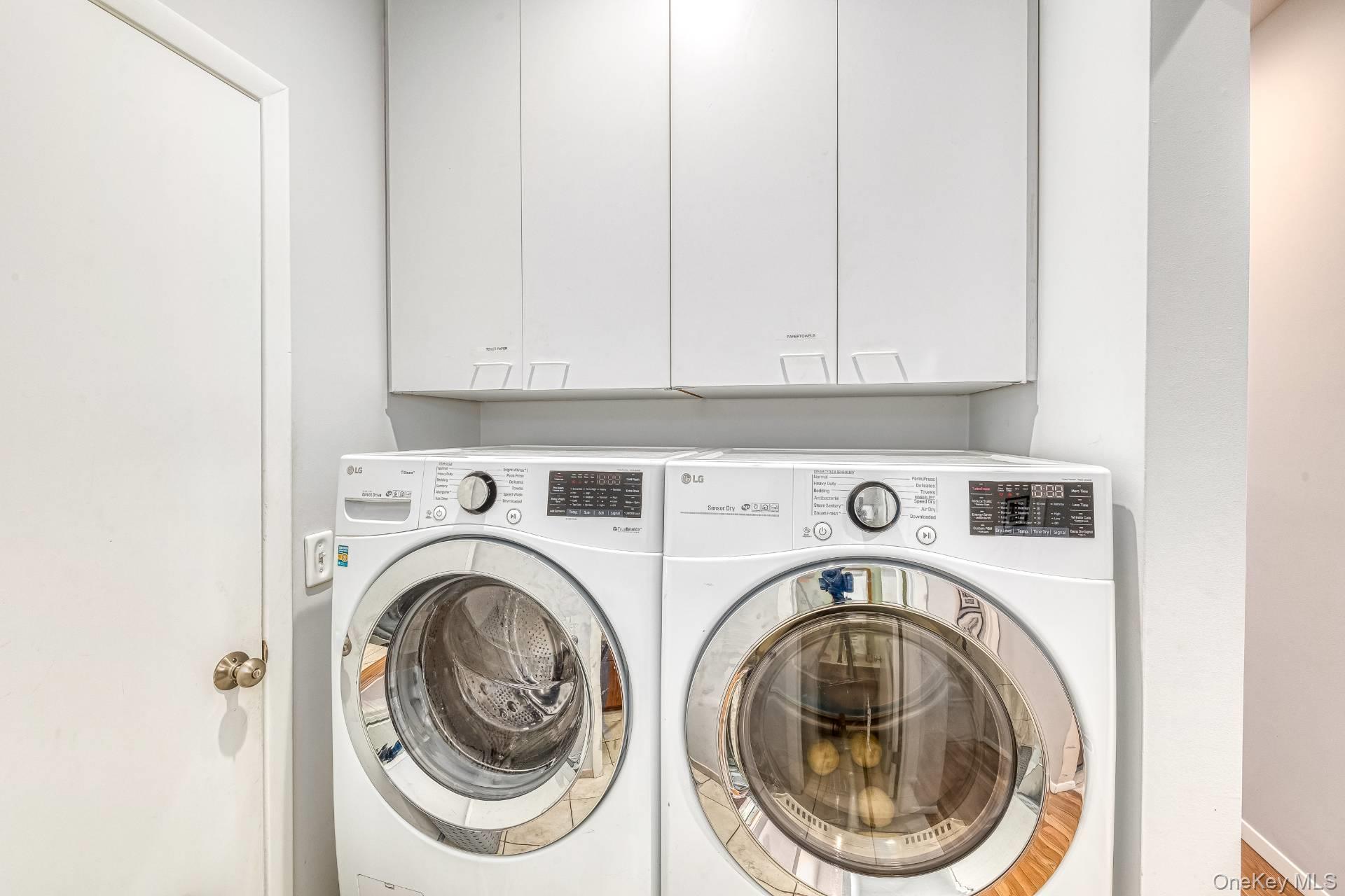 17 Crescent Way, Shelter Island, NY 11964