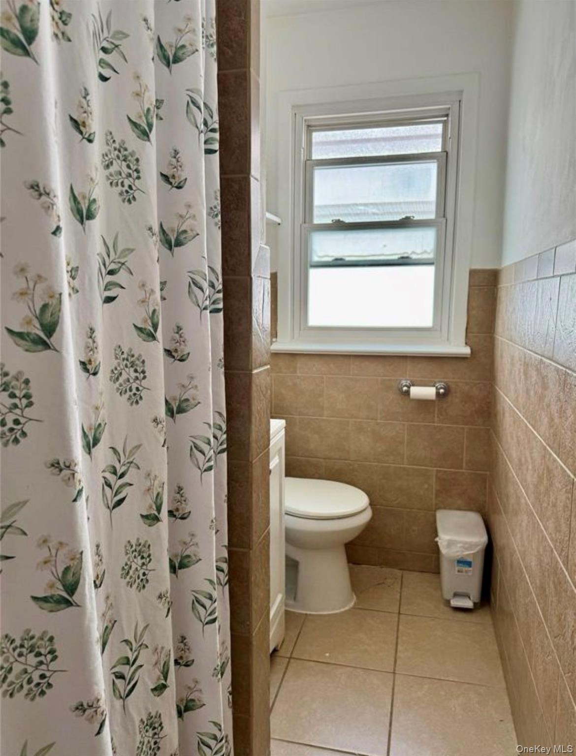 6911 58th Road, Maspeth, NY 11378