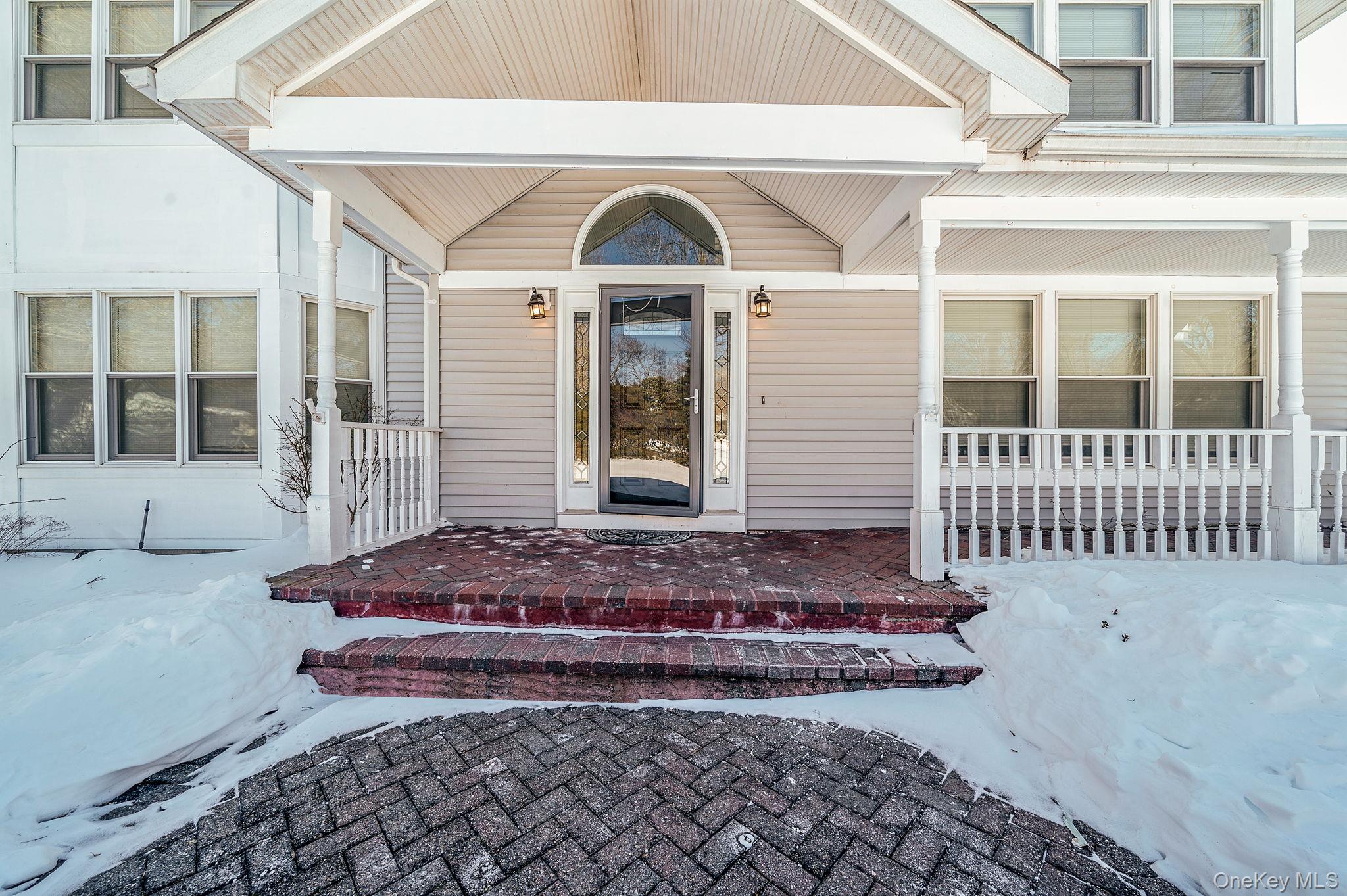 1944 Wading River Manor Road, Wading River, NY 11792