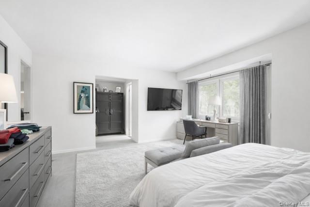 890 Thompson Drive, Bay Shore, NY 11706