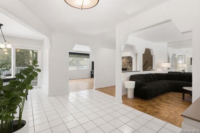 890 Thompson Drive, Bay Shore, NY 11706