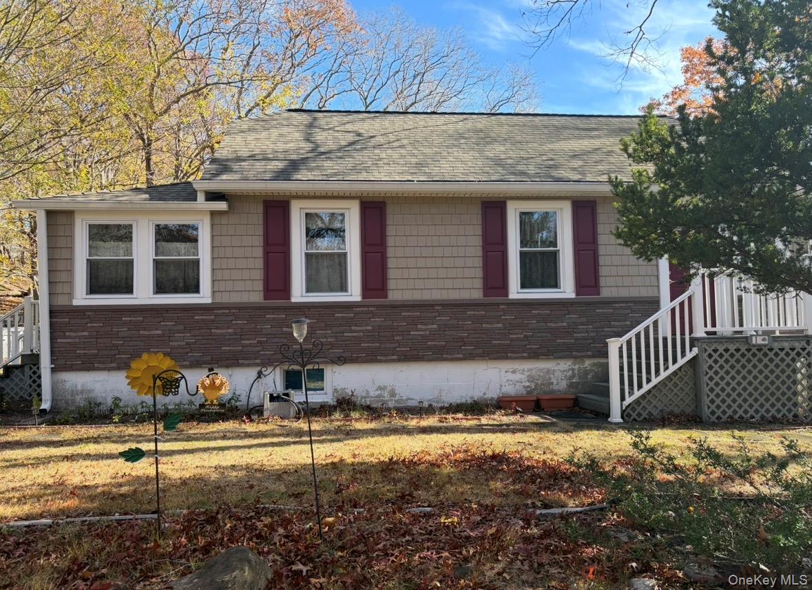 1 Tiana Drive, Sound Beach, NY 11789