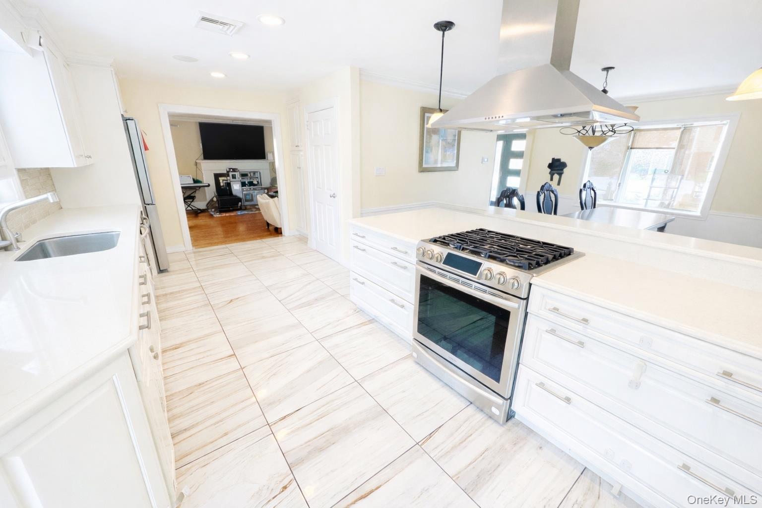 2345 Lancaster Avenue, Baldwin, NY 11510