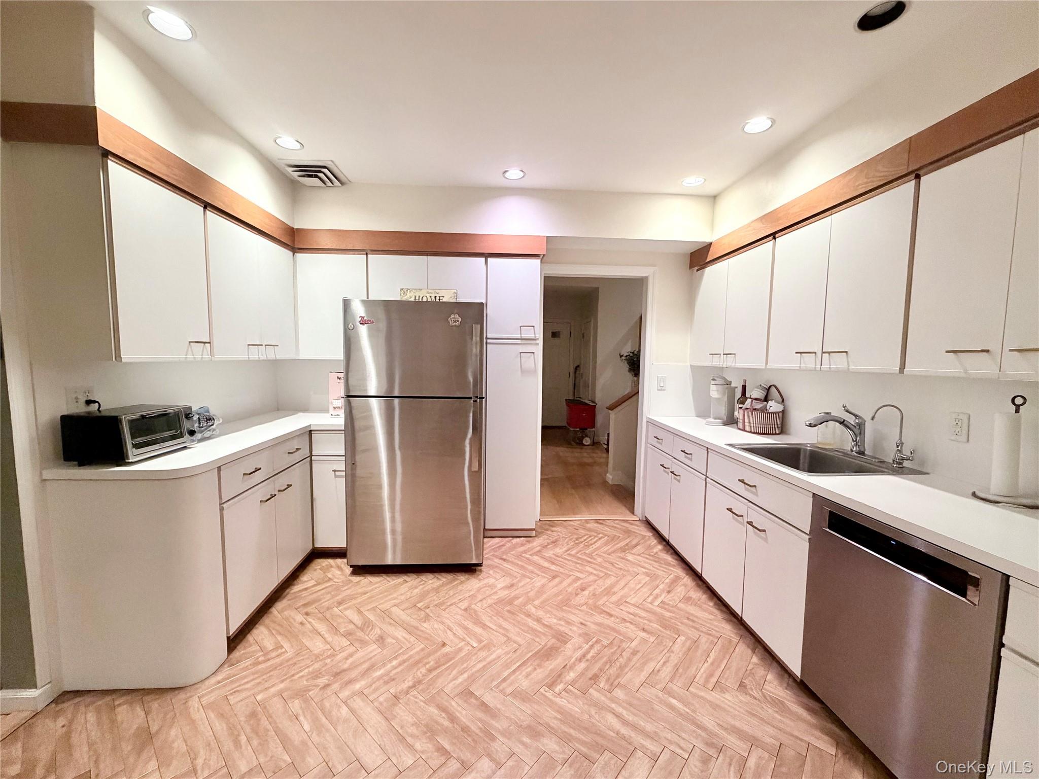 821 Channel Road # House, Lido Beach, NY 11561