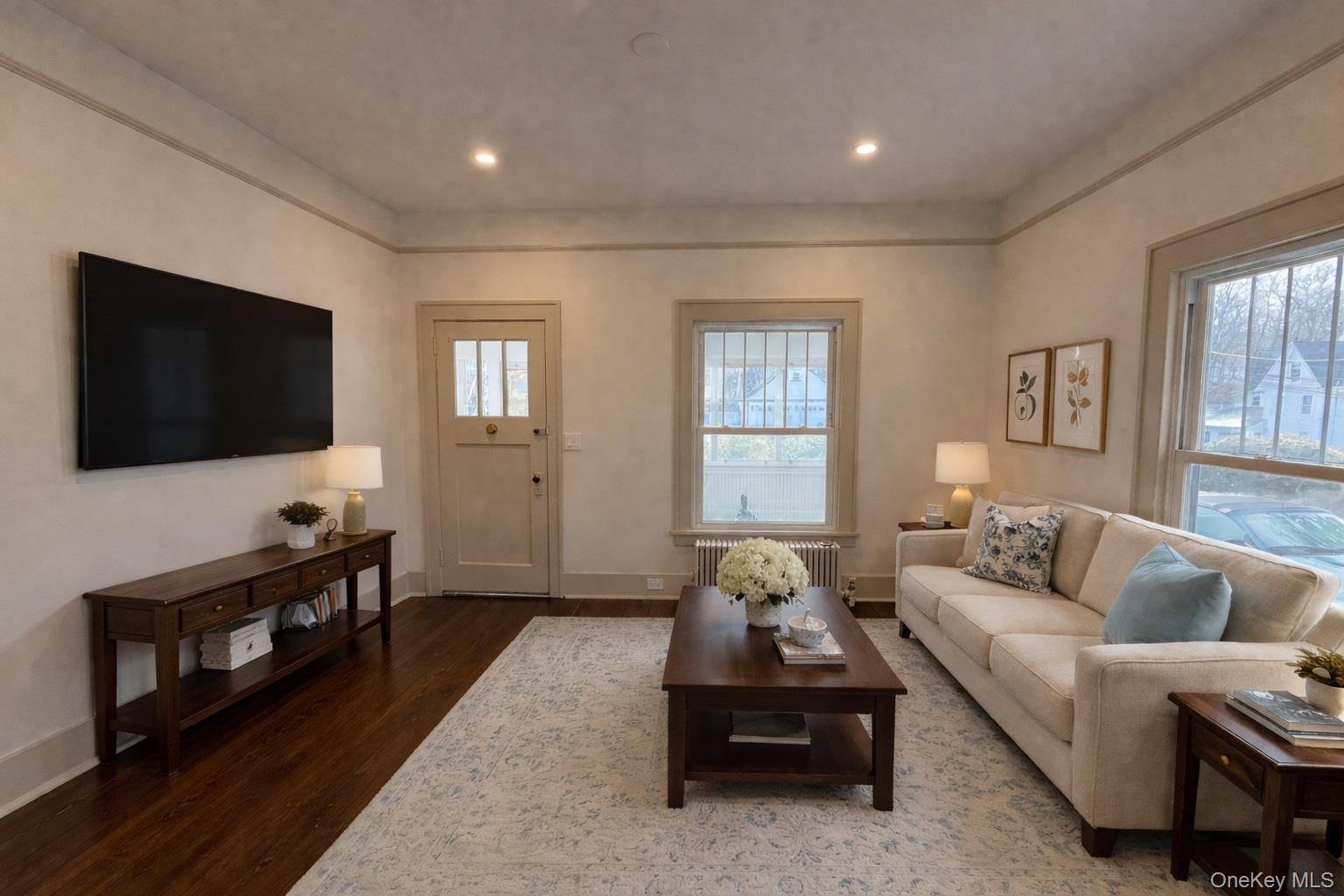 41 Washington Place, Northport, NY 11768