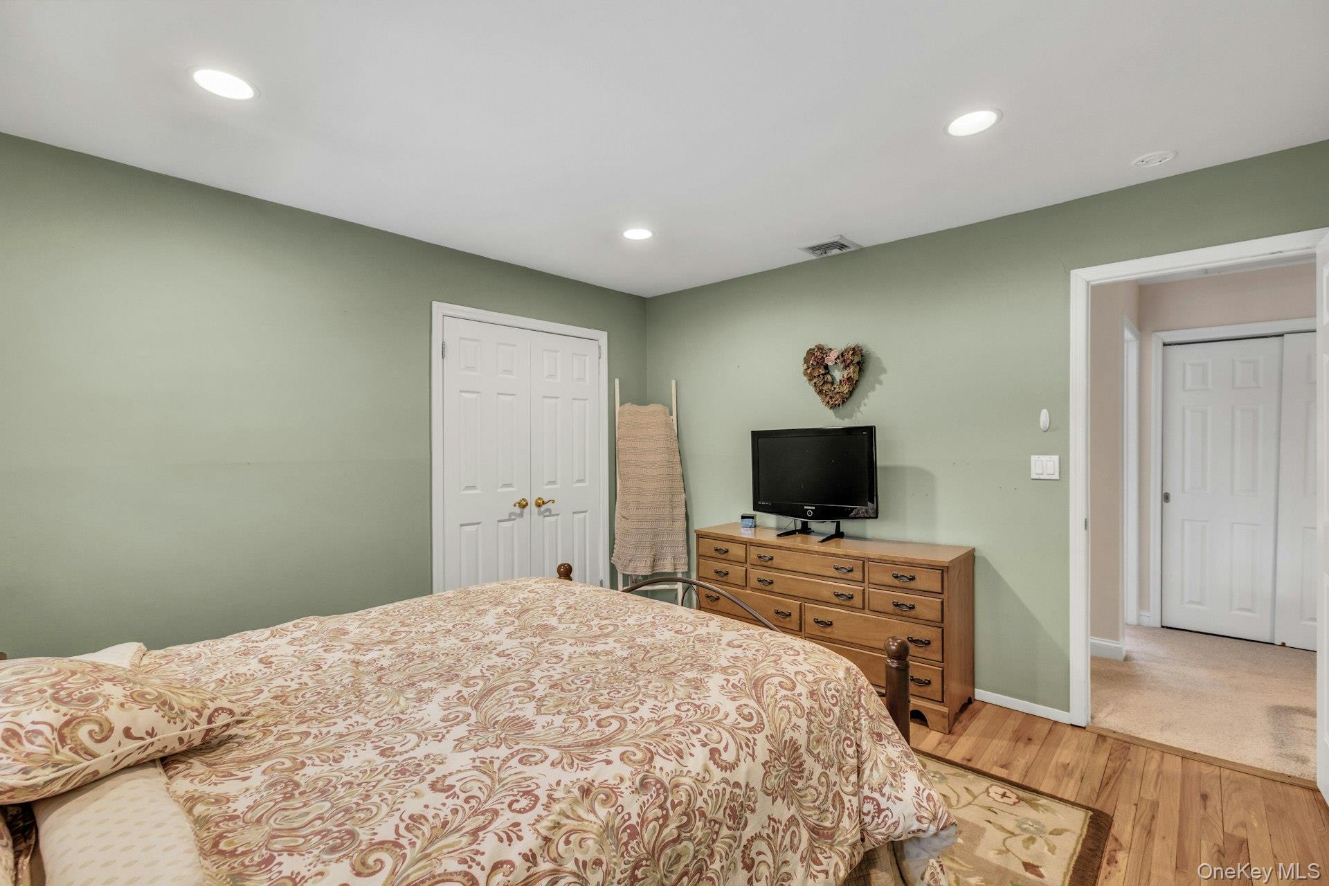 79 Amy Drive, Sayville, NY 11782